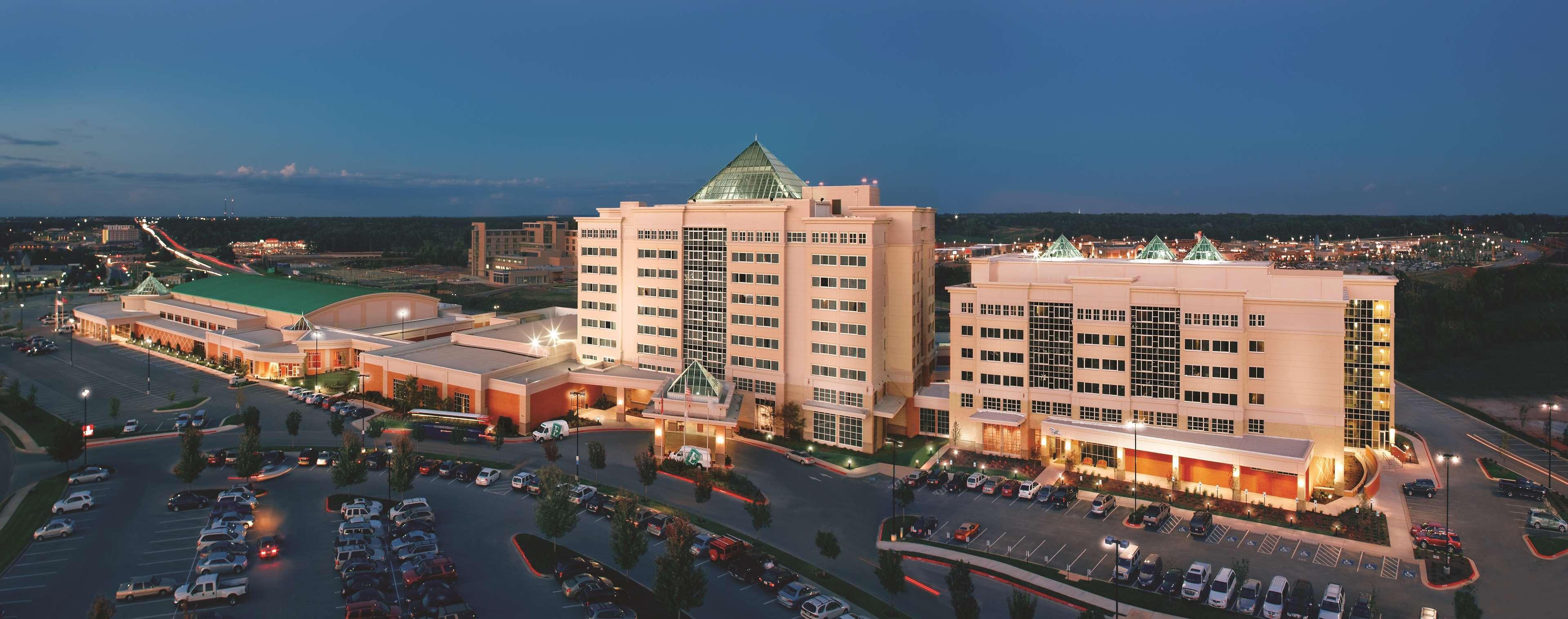 Embassy Suites Northwest Arkansas - Hotel, Spa & Convention Center Rogers Exterior foto