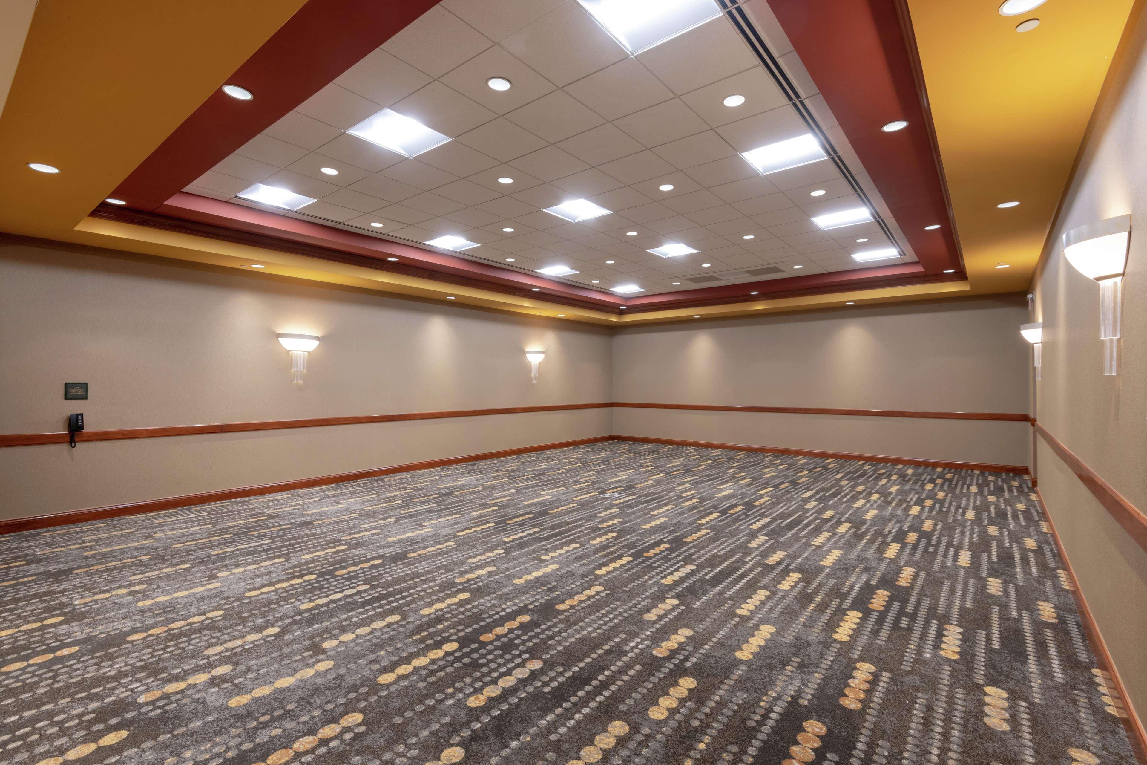 Embassy Suites Northwest Arkansas - Hotel, Spa & Convention Center Rogers Exterior foto