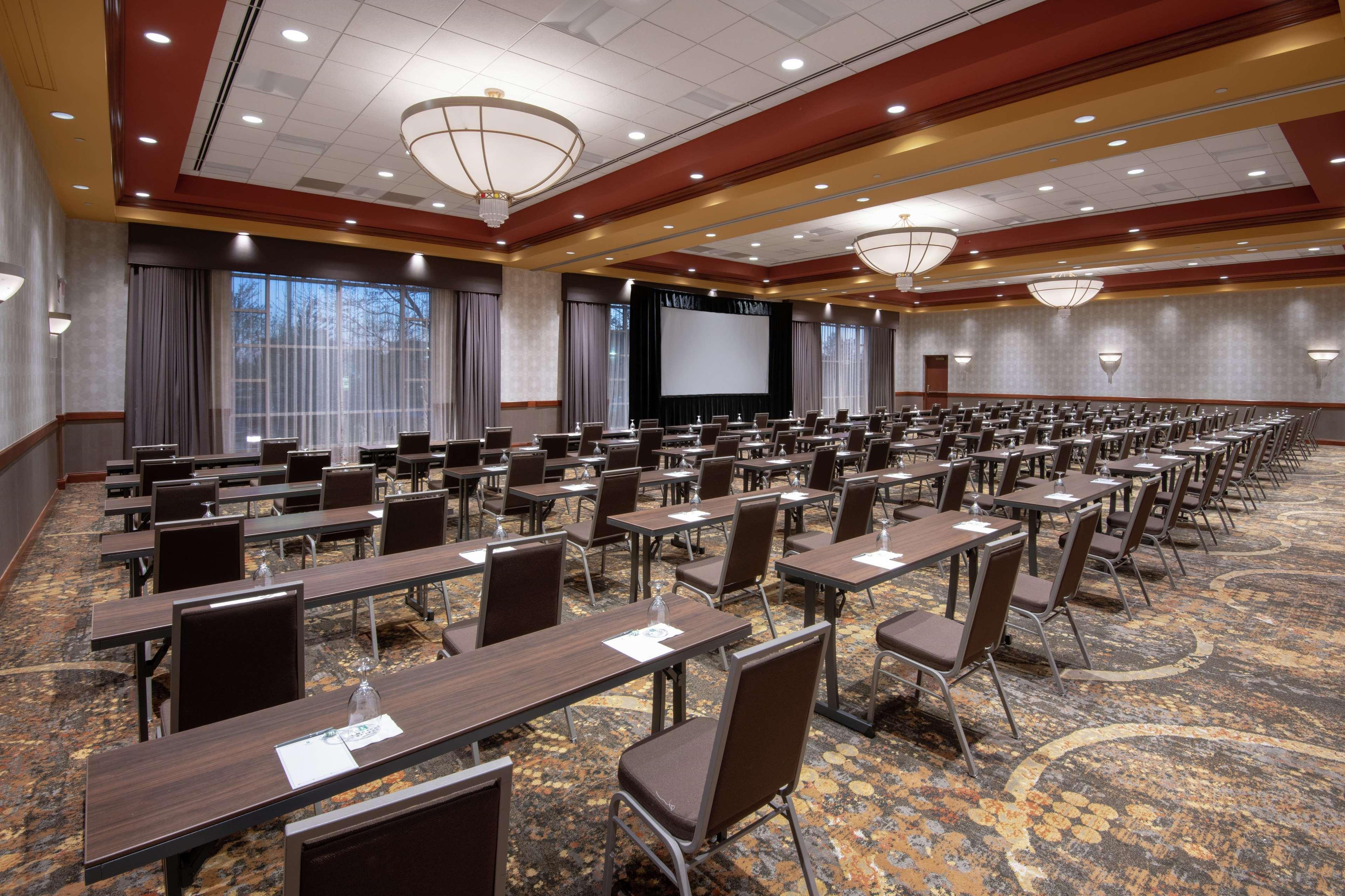 Embassy Suites Northwest Arkansas - Hotel, Spa & Convention Center Rogers Exterior foto