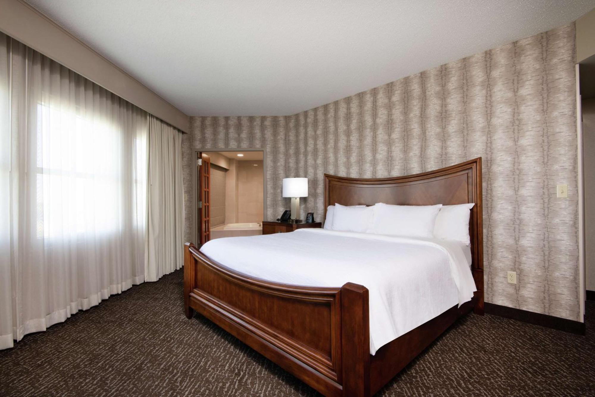Embassy Suites Northwest Arkansas - Hotel, Spa & Convention Center Rogers Exterior foto